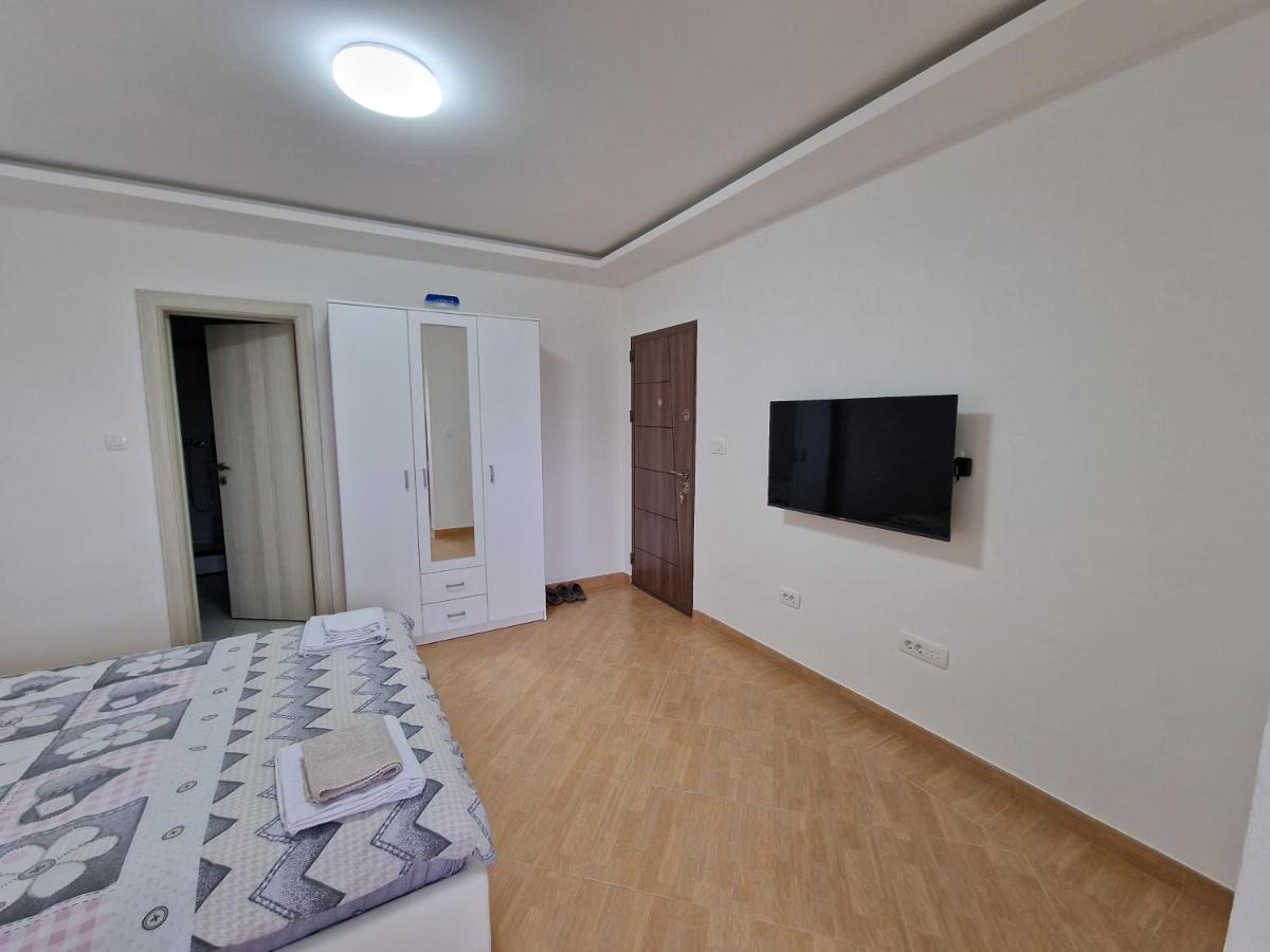 Apartman Tolosi Podgorica Exterior foto